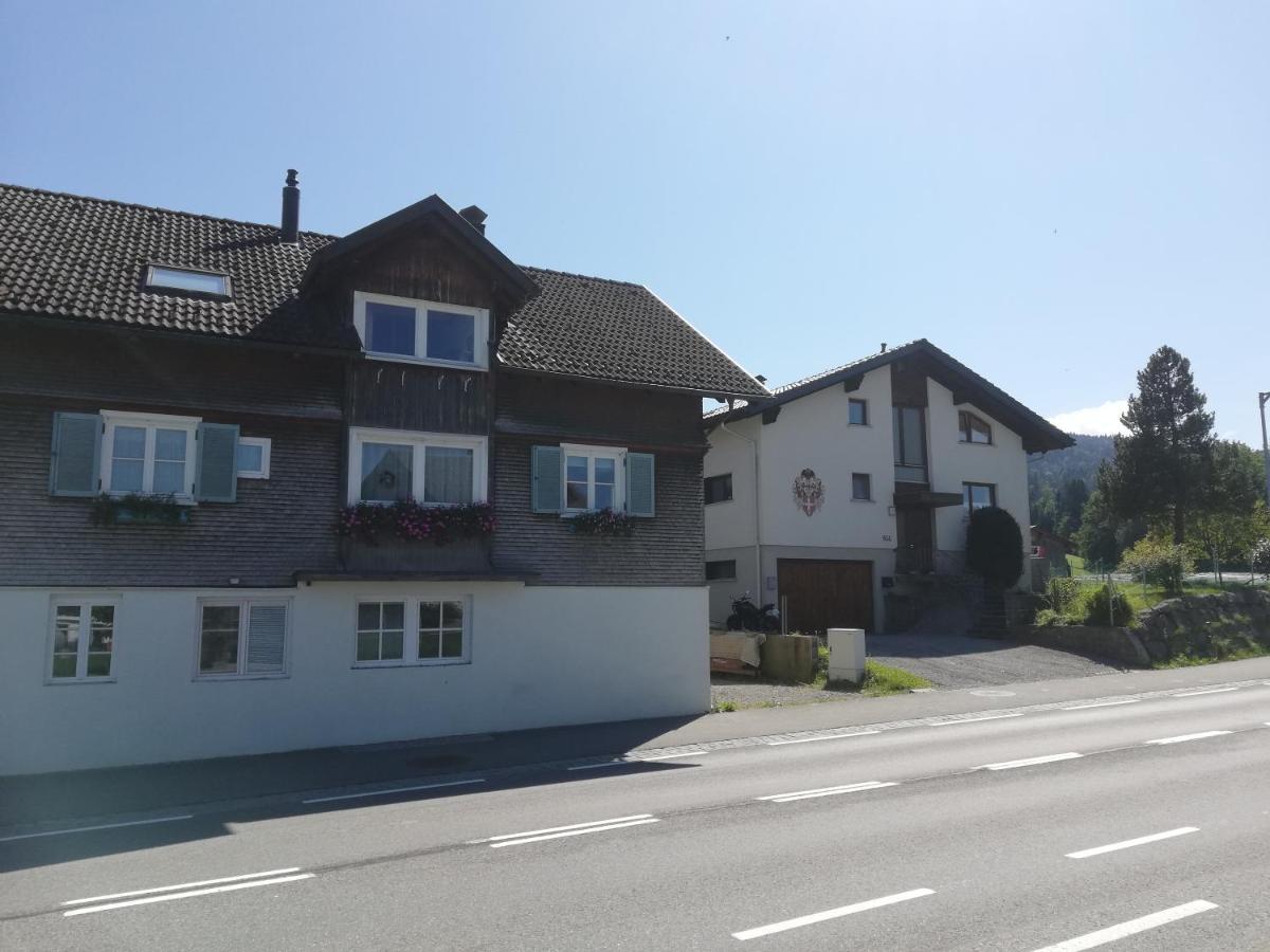 Gemuetliche Wohnung In Einfamilienhaus Alberschwende Exteriér fotografie